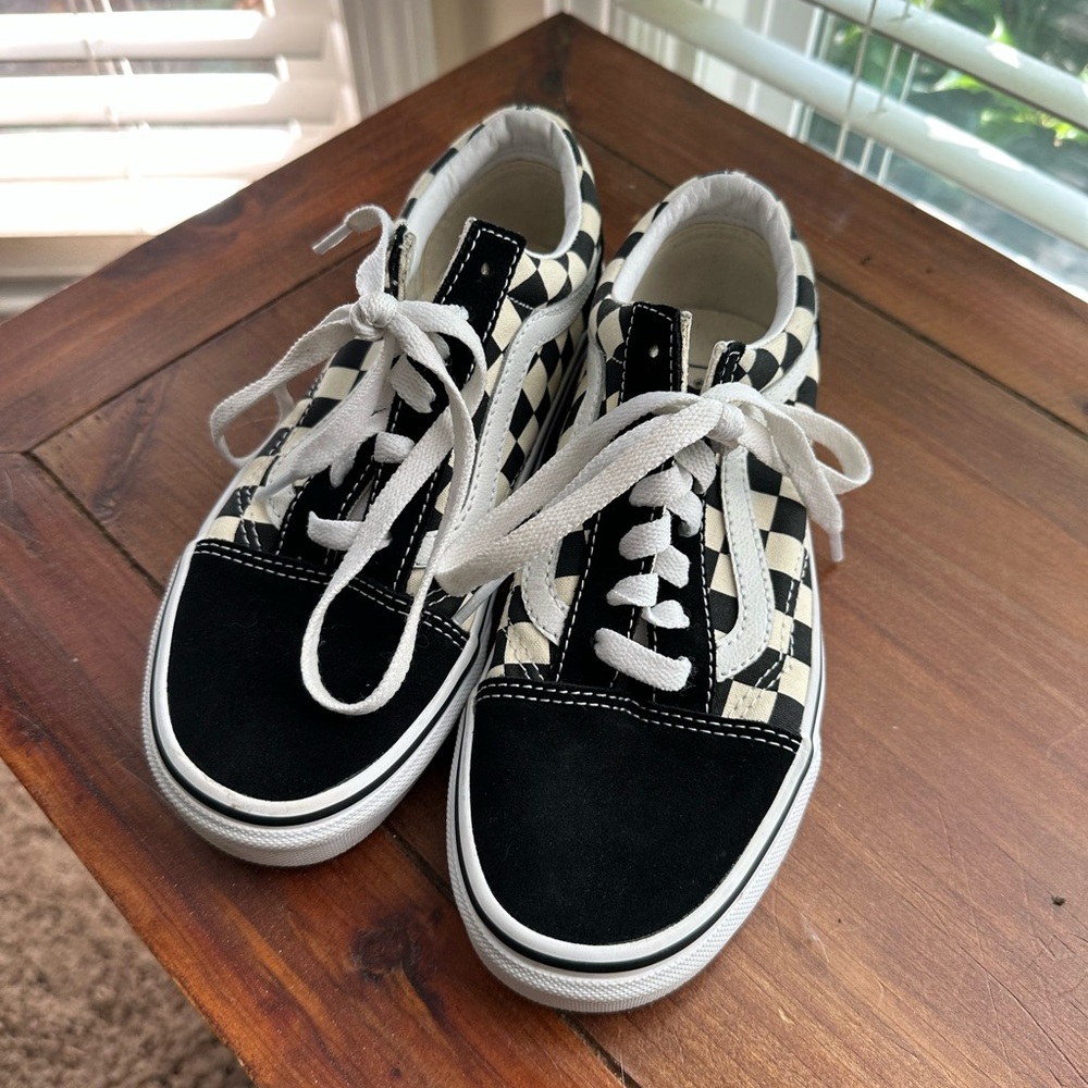 Vans checked shoes size 3.5 In Excellent Condition